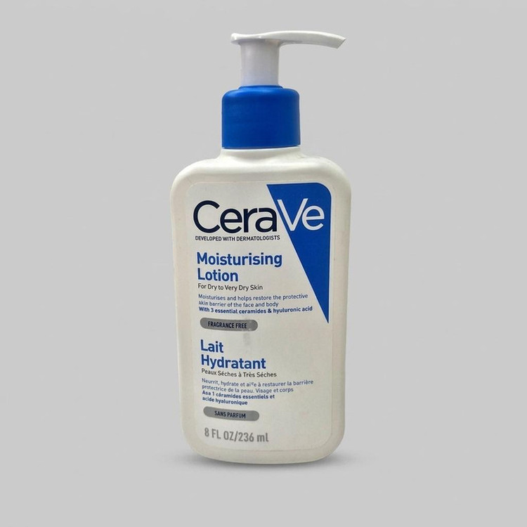 لوسیون بدن سراوی مدل LAIT Hydratant حجم 236 میلیلیتر با بافت کرمی و پمپی، مرطوبکننده و ضدحساسیت مناسب انواع پوست و حاوی سرامید و هیالورونیک اسید