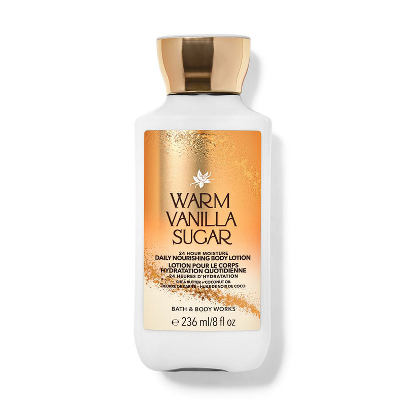 لوسیون بدن بس اند بادی ورکز مدل warm vanilla sugar حجم 236 میلیلیتر، حاوی شی باتر و جوجوبا برای آبرسانی و نرمی پوست، ویتامین E، با جذب سریع، رطوبترسانی 24 ساعته، فاقد پارابن و رنگ مصنوعی
