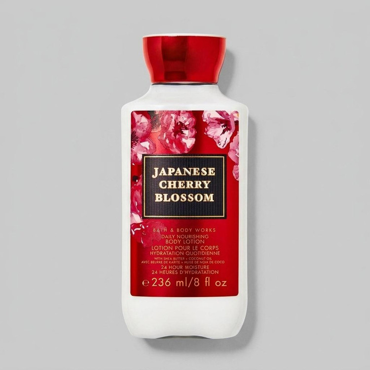 لوسیون بدن بس اند بادی ورکز مدل Japanese Cherry Blossom حجم 236 میلیلیتر با فرمول مرطوبکننده و ضد خشکی، مناسب انواع پوست و بانوان، حاوی شیباتر و روغن نارگیل با جذب سریع و رایحه گلفام
