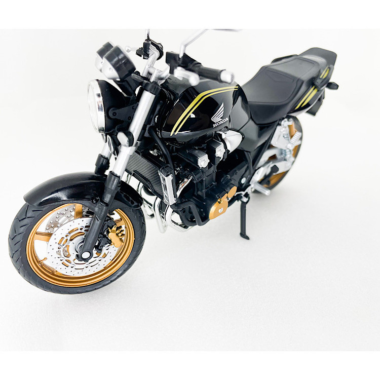 موتور بازی مدل CB 1300