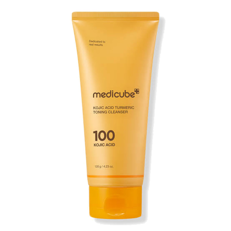 فوم شستشو ضد لک و لایه بردار ملایم مدی کیوب مدل Kojic Acid Turmeric مناسب برای انواع پوست حجم 120 میلی لیتر